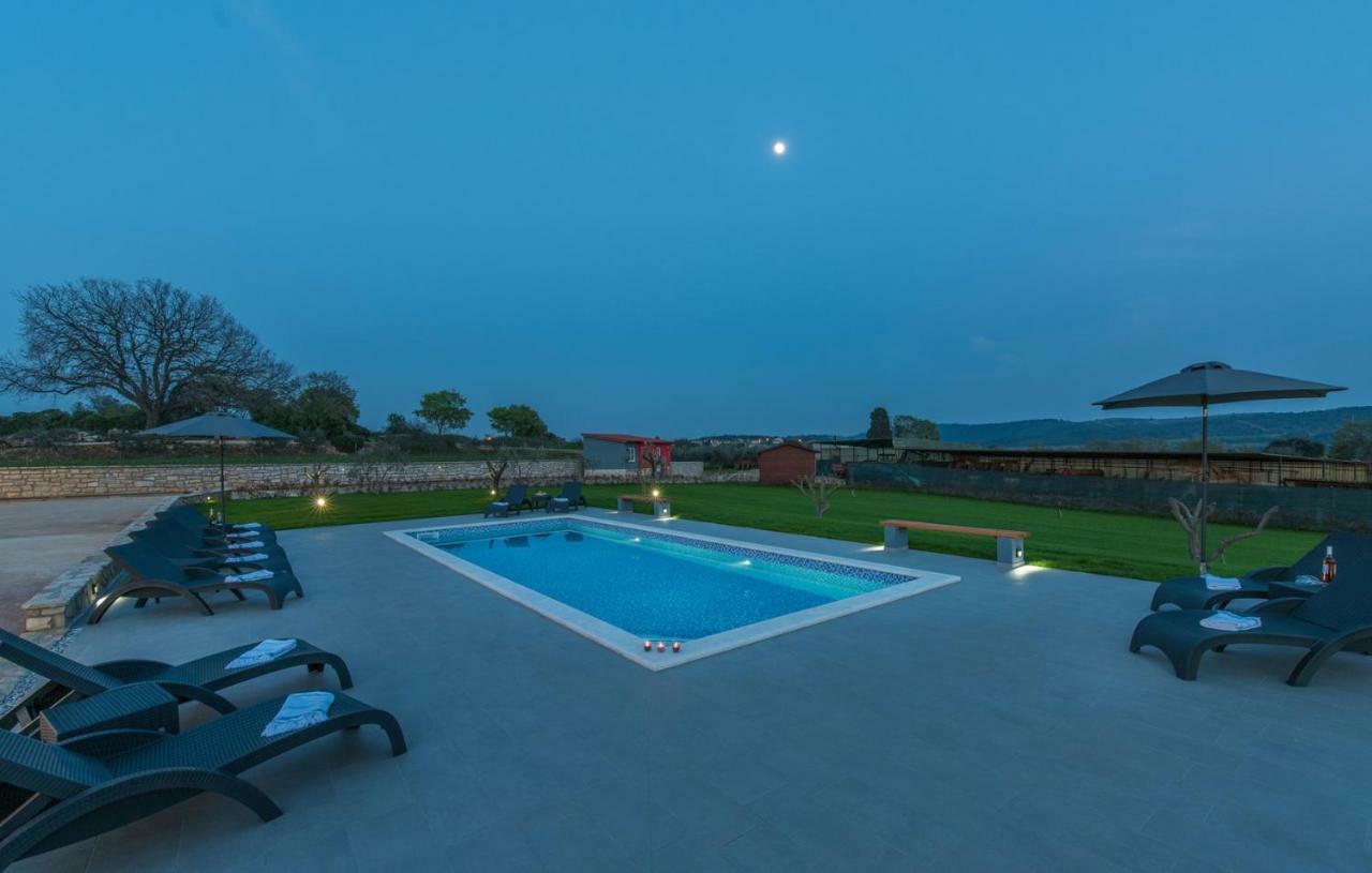 Sea View Apartments With Shared Pool 波梅尔 外观 照片